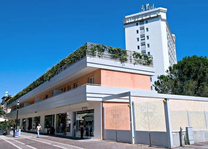 Panoramic Apartments Plaza