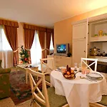 Panoramic Apartments Plaza